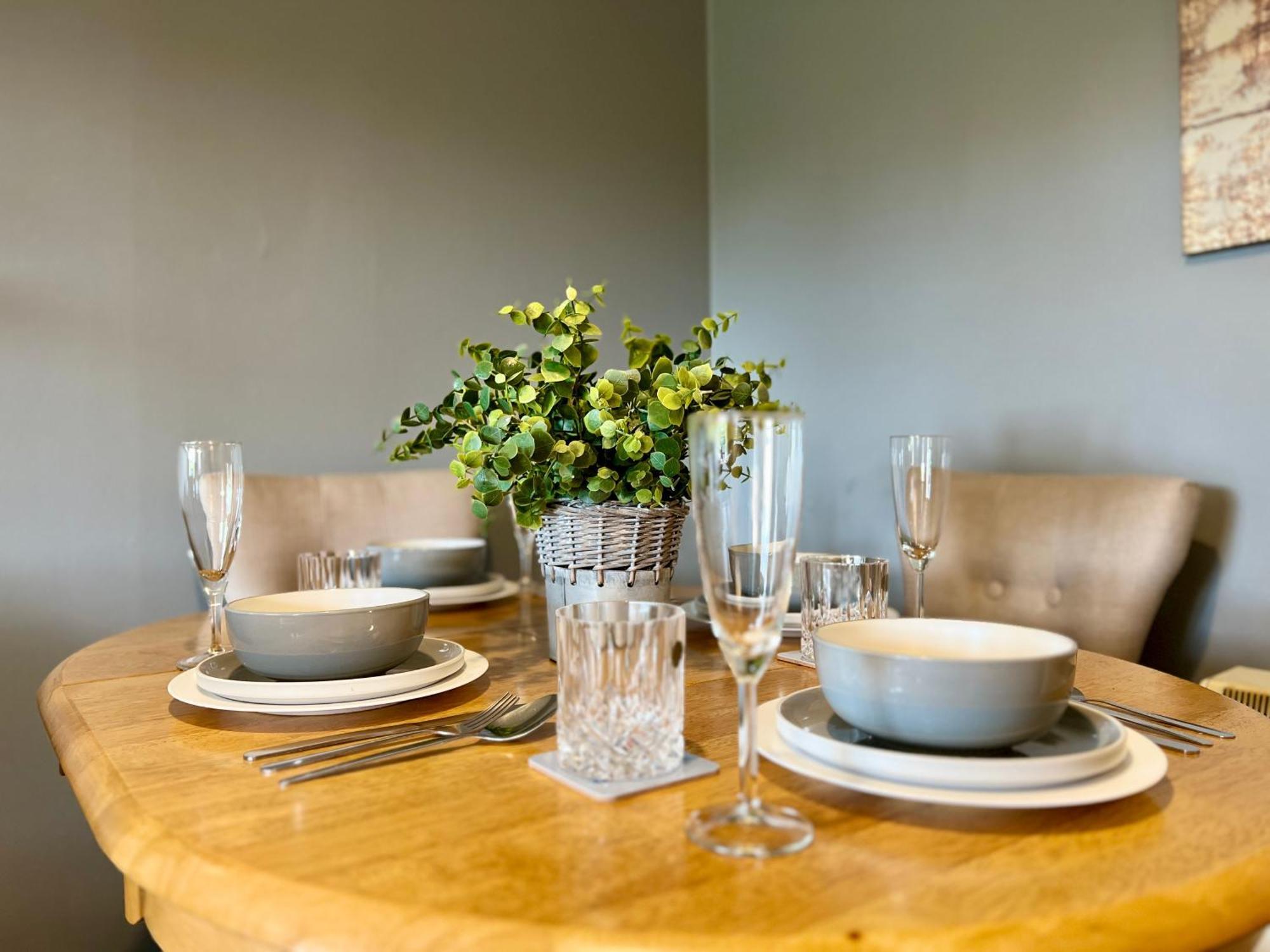 Spacious 2 Bed-Flat In Glasgow City - Free Parking Екстериор снимка